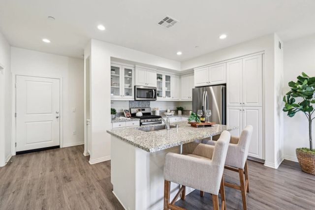 502 Surfbird Ln, Imperial Beach, CA 91932