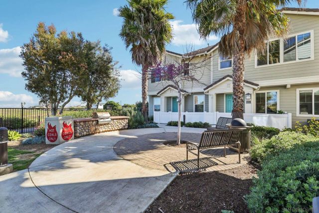502 Surfbird Ln, Imperial Beach, CA 91932