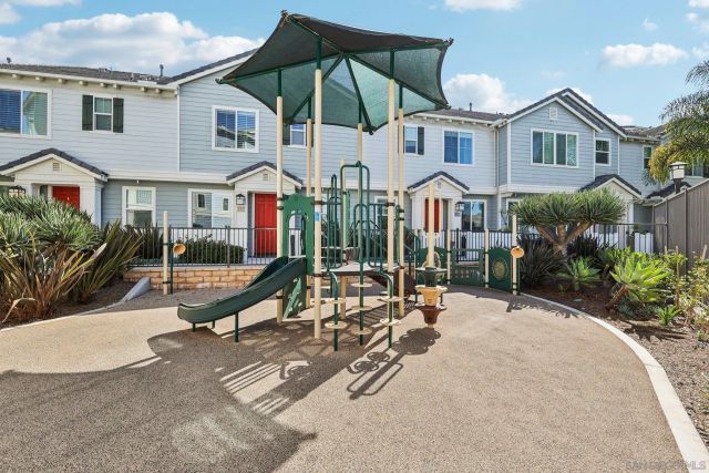 502 Surfbird Ln, Imperial Beach, CA 91932