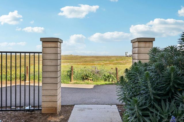 502 Surfbird Ln, Imperial Beach, CA 91932