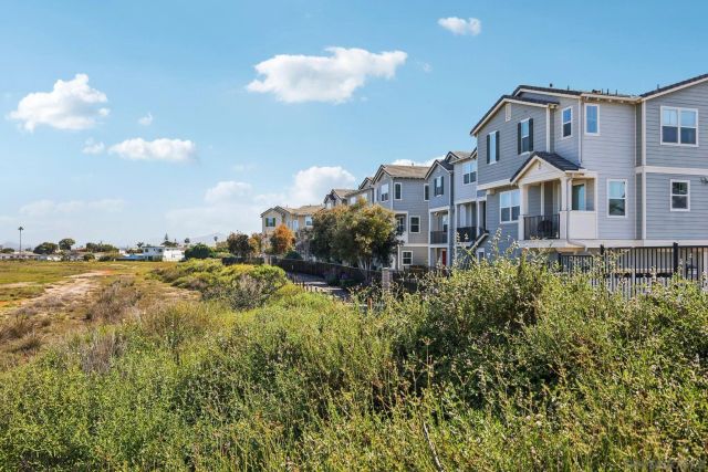 502 Surfbird Ln, Imperial Beach, CA 91932