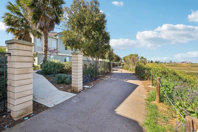 502 Surfbird Ln, Imperial Beach, CA 91932