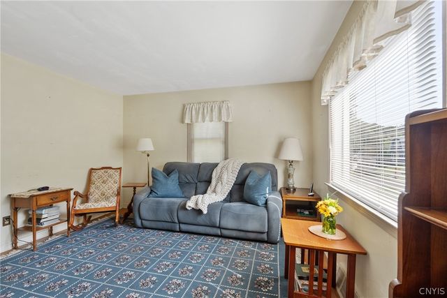 148 Hensberry Road, Syracuse, NY 13207