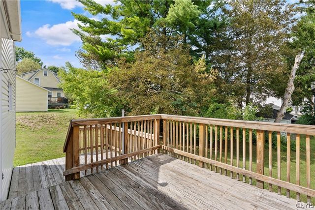 148 Hensberry Road, Syracuse, NY 13207