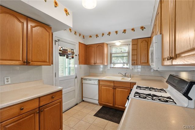 148 Hensberry Road, Syracuse, NY 13207