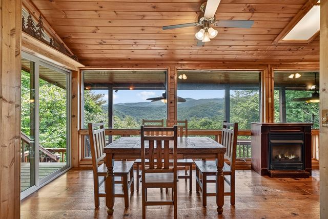 277 Hickory Nut Trail, Blue Ridge, GA 30513