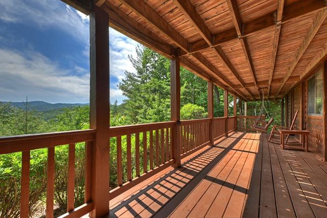 277 Hickory Nut Trail, Blue Ridge, GA 30513