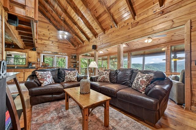 277 Hickory Nut Trail, Blue Ridge, GA 30513