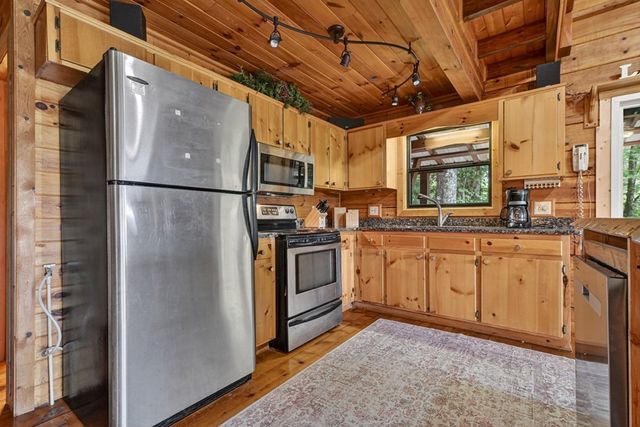 277 Hickory Nut Trail, Blue Ridge, GA 30513