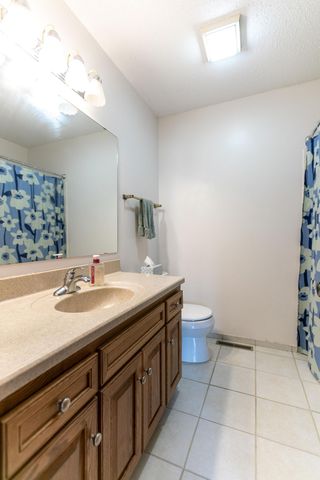 5600 Donegal Drive, Shoreview, MN 55126