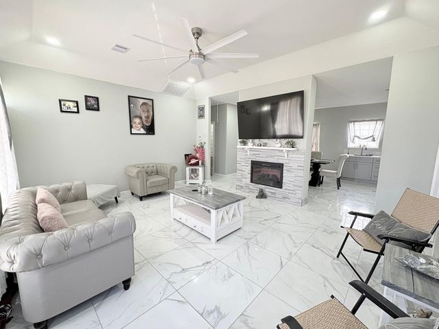 1238 Road 57211, Cleveland, TX 77327