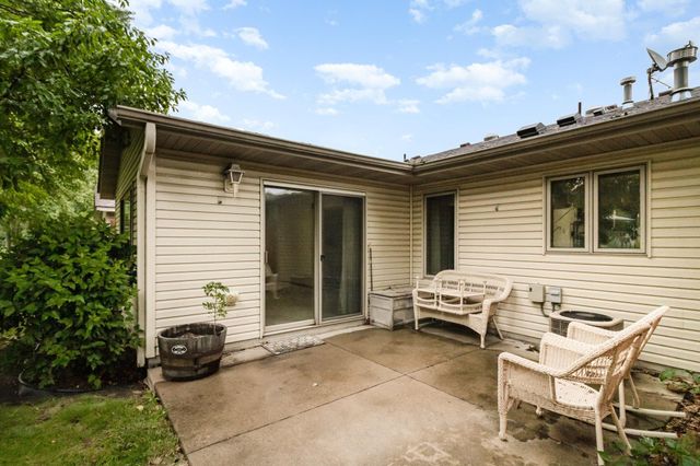 218 6th Street NE, Montgomery, MN 56069