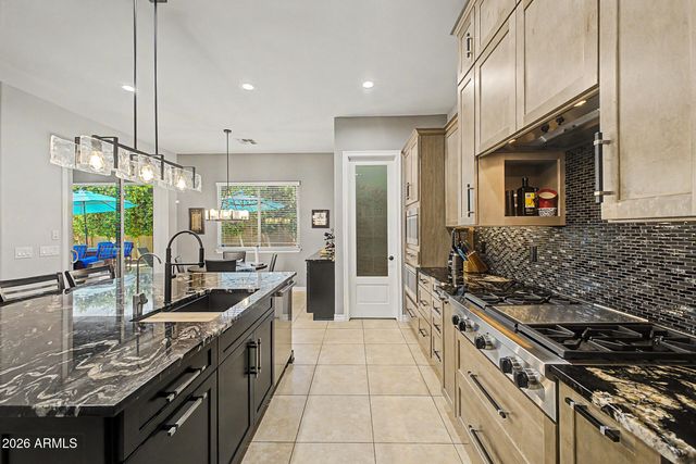 2442 E PLUM Street, Gilbert, AZ 85298