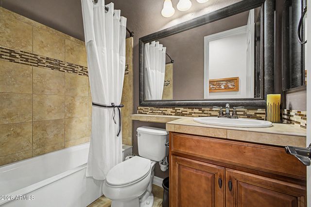 2442 E PLUM Street, Gilbert, AZ 85298