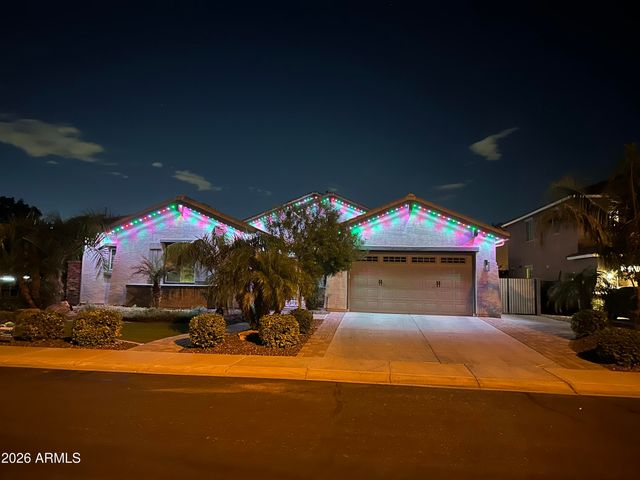 2442 E PLUM Street, Gilbert, AZ 85298