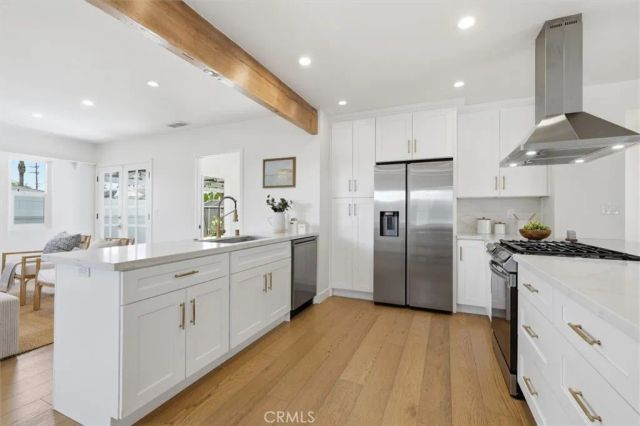2720 Spreckels Lane, Redondo Beach, CA 90278