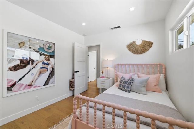 2720 Spreckels Lane, Redondo Beach, CA 90278