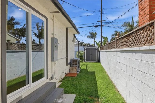 2720 Spreckels Lane, Redondo Beach, CA 90278