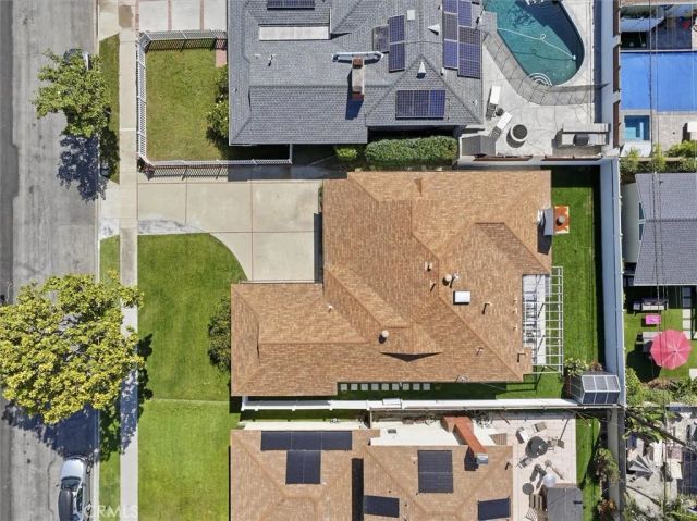 2720 Spreckels Lane, Redondo Beach, CA 90278