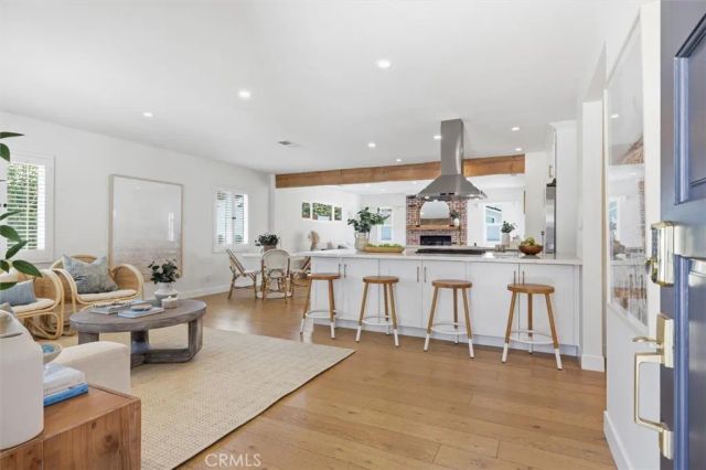 2720 Spreckels Lane, Redondo Beach, CA 90278