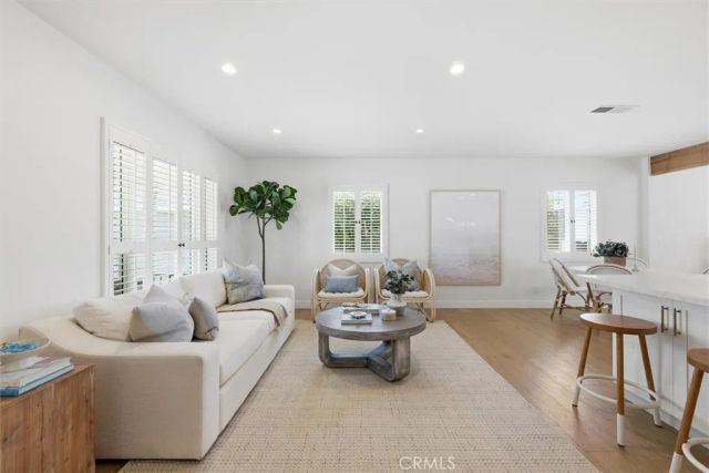 2720 Spreckels Lane, Redondo Beach, CA 90278