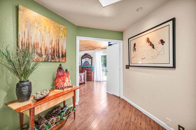 5962 Arrowhead Dr, Foresthill, CA 95631