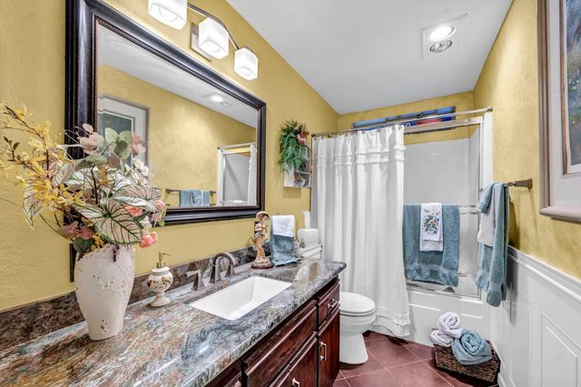 5962 Arrowhead Dr, Foresthill, CA 95631