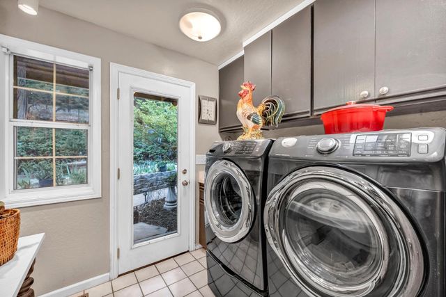 5962 Arrowhead Dr, Foresthill, CA 95631