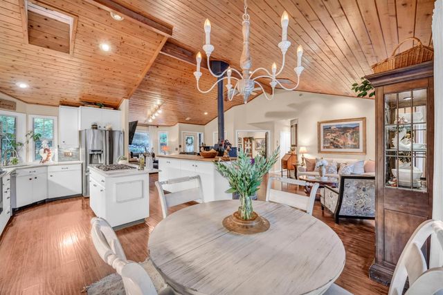 5962 Arrowhead Dr, Foresthill, CA 95631