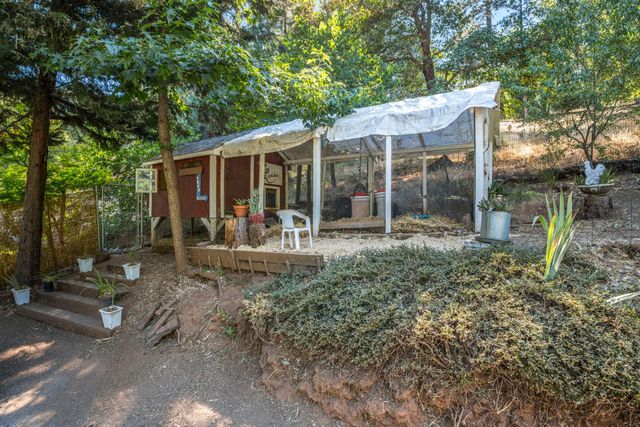 5962 Arrowhead Dr, Foresthill, CA 95631