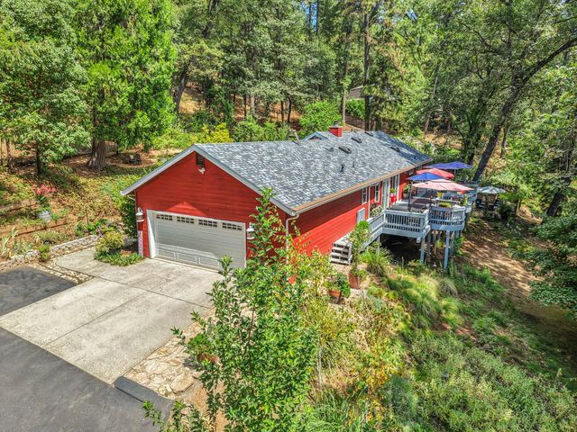 5962 Arrowhead Dr, Foresthill, CA 95631