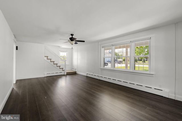 3717 OLD PHILADELPHIA PIKE, Gordonville, PA 17529