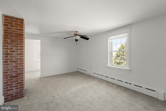 3717 OLD PHILADELPHIA PIKE, Gordonville, PA 17529