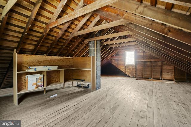 3717 OLD PHILADELPHIA PIKE, Gordonville, PA 17529