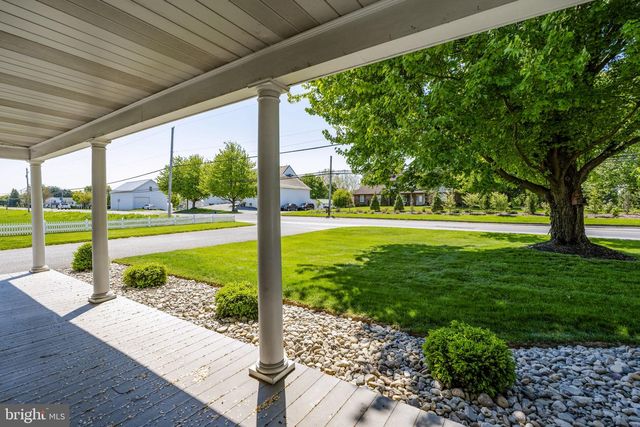 3717 OLD PHILADELPHIA PIKE, Gordonville, PA 17529