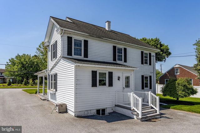 3717 OLD PHILADELPHIA PIKE, Gordonville, PA 17529
