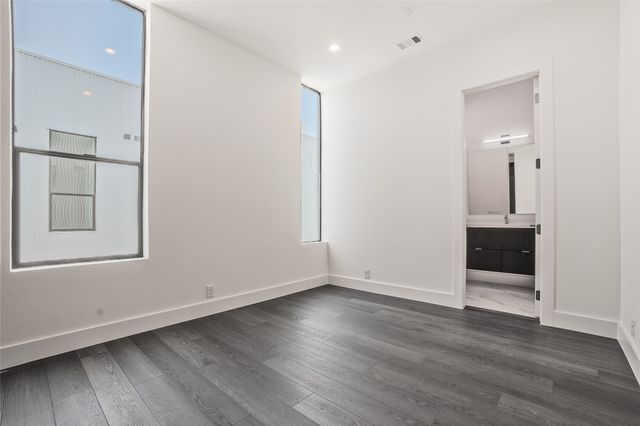 4322 Roseland Avenue 2, Dallas, TX 75204