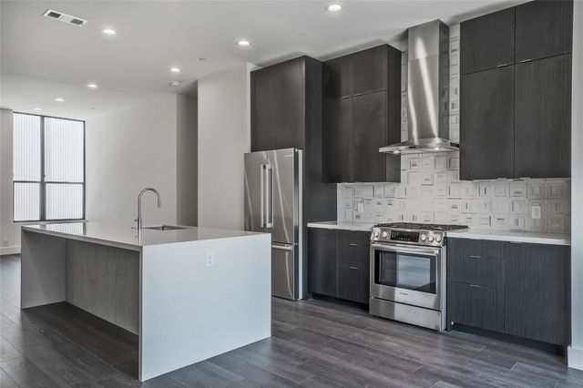 4322 Roseland Avenue 2, Dallas, TX 75204