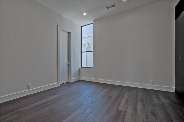4322 Roseland Avenue 2, Dallas, TX 75204