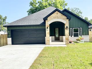 11837 12th Street, Santa Fe, TX 77510