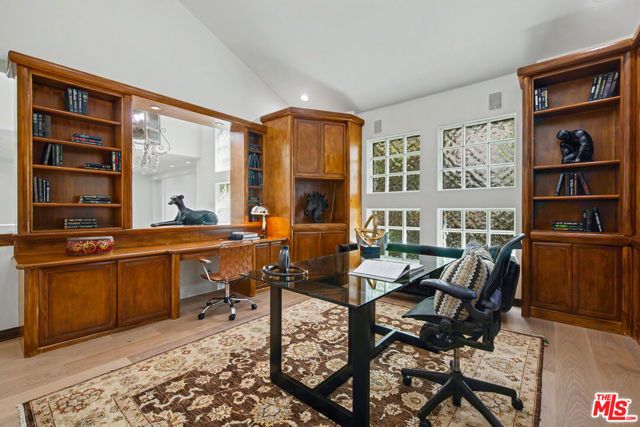 12639 Promontory Road, Los Angeles, CA 90049