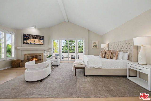 12639 Promontory Road, Los Angeles, CA 90049