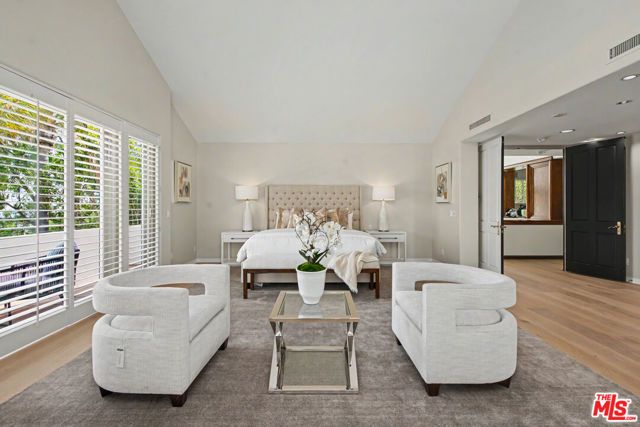 12639 Promontory Road, Los Angeles, CA 90049
