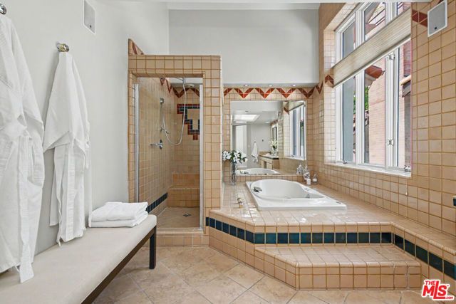 12639 Promontory Road, Los Angeles, CA 90049