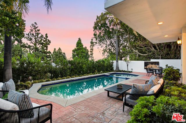 12639 Promontory Road, Los Angeles, CA 90049