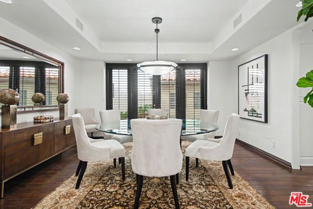 12639 Promontory Road, Los Angeles, CA 90049