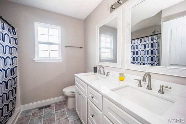 107 Cedar Heights, Festus, MO 63028