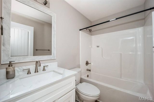 107 Cedar Heights, Festus, MO 63028