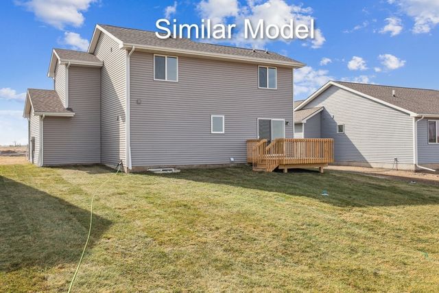 404 Fireside Drive NW, Bondurant, IA 50035