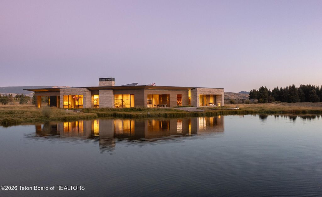 7020 N BAR B BAR RIVER Road, Jackson, WY 83001 photo 3